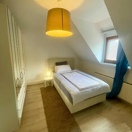 Schoene Naehe Duesseldorf Apartamento Wuppertal